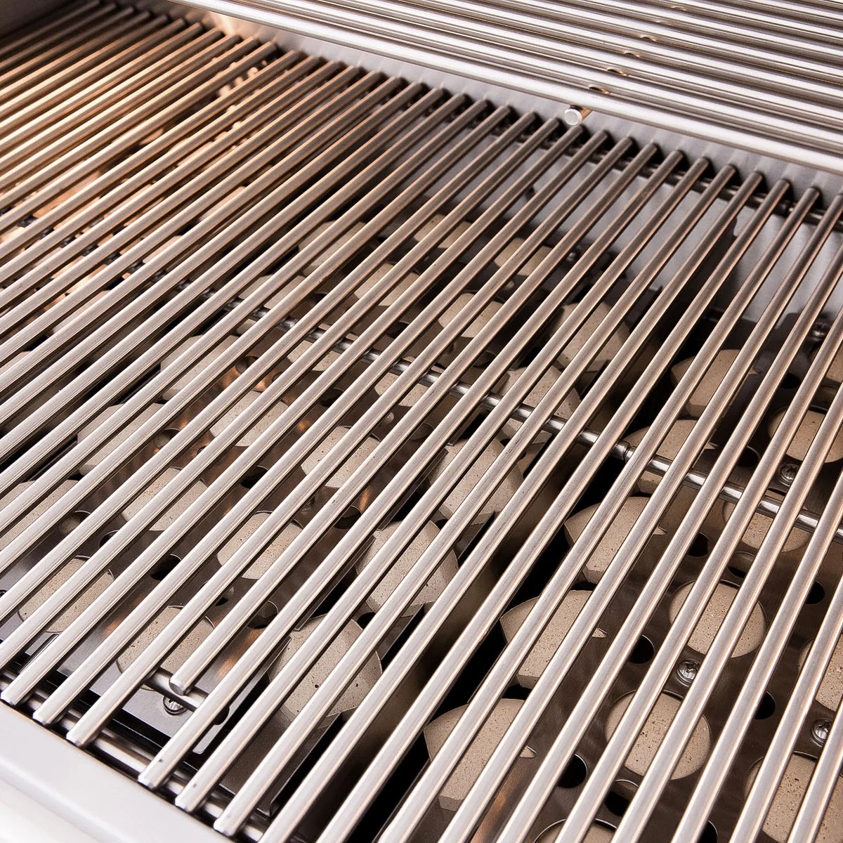 Summerset TRL Deluxe 44-inch 4-burner Built-in Natural Gas Grill With Rotisserie - TRLD44-NG
