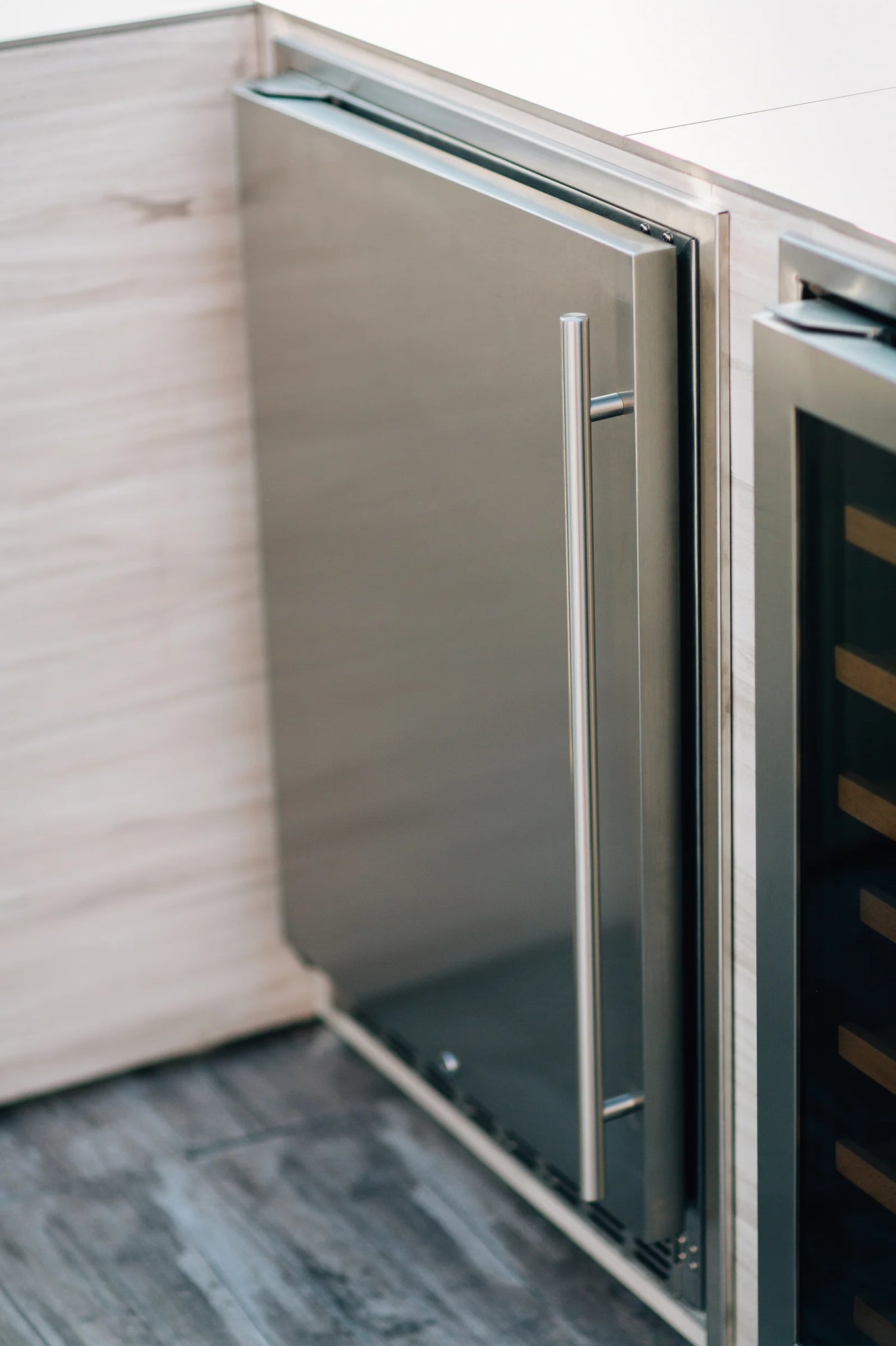 24" 5.3C Deluxe Outdoor Rated Fridge-TF-RFR-24D