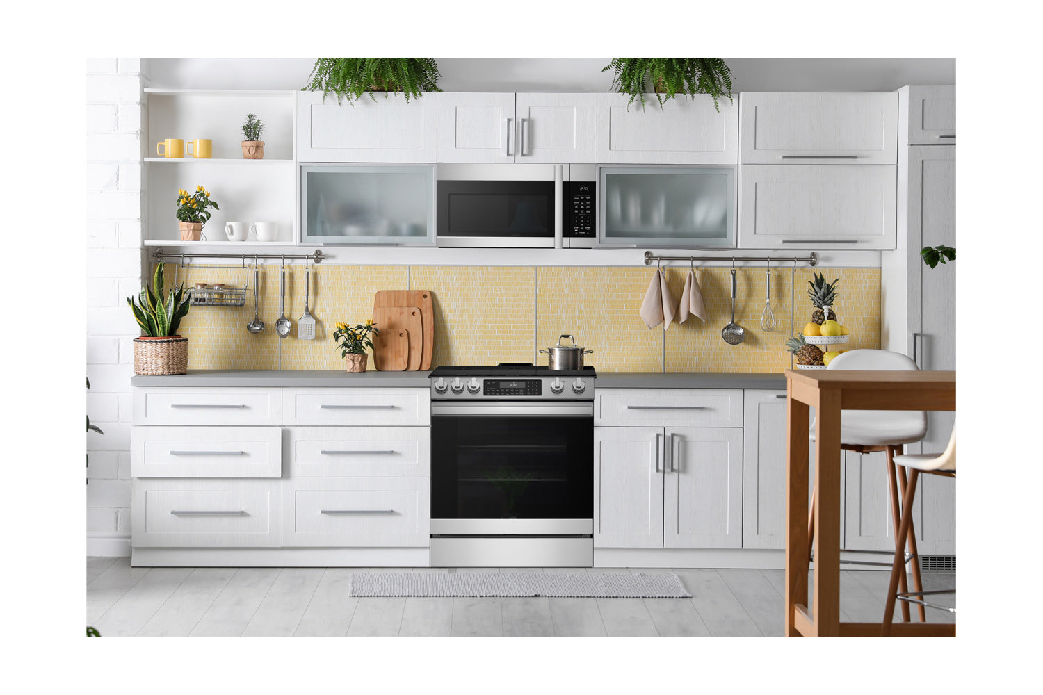 30 in. Gas Convection Slide-In Range with Air Fry (SSG3065JS)