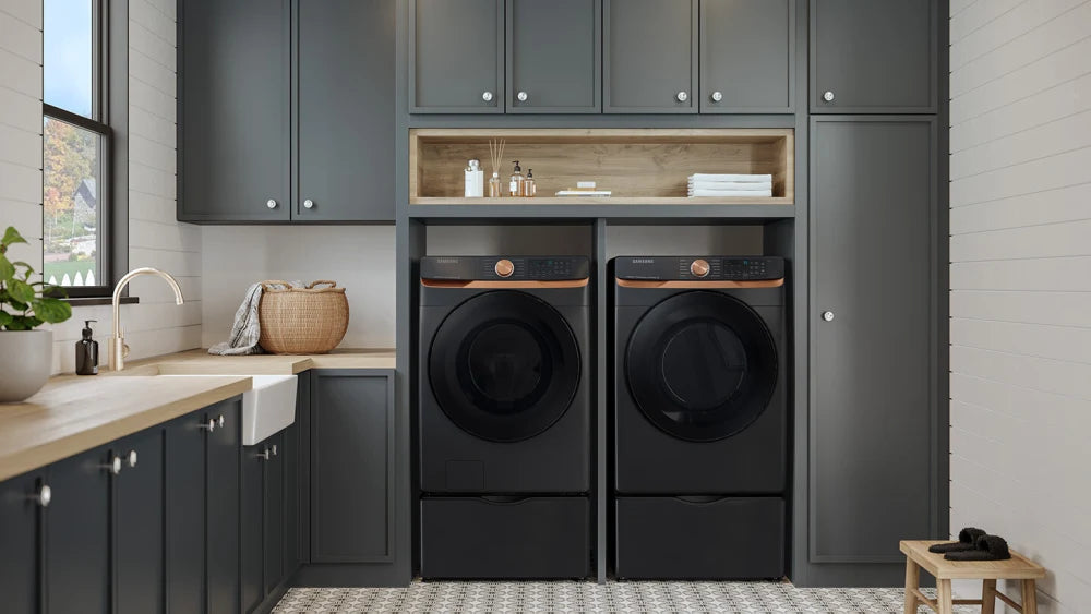 7.5 cu. ft. Smart Electric Dryer with Steam Sanitize+ and Sensor Dry in Brushed Black