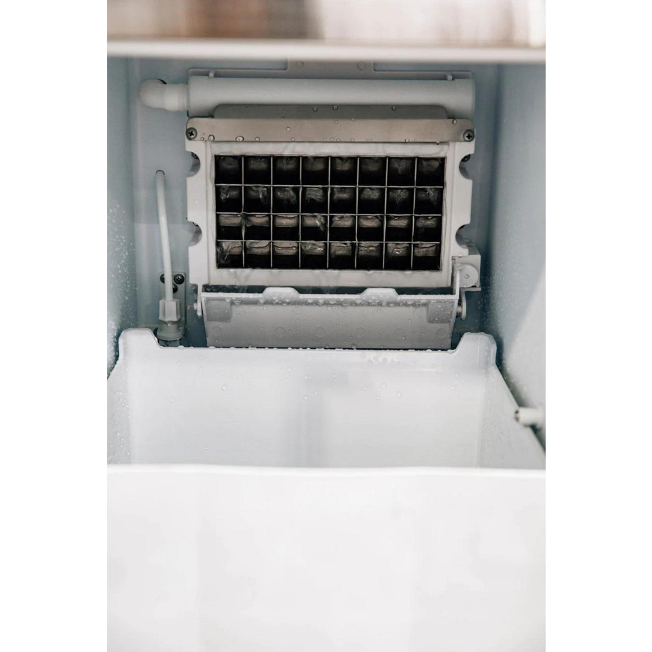 15" UL Outdoor Rated Ice Maker w/Stainless Door-50 lb.Capacity