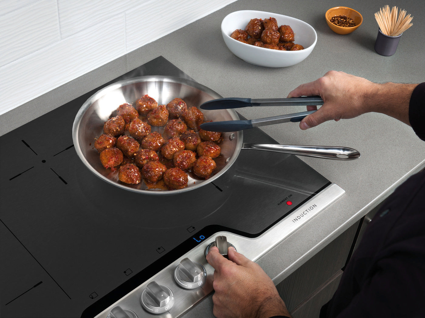 Frigidaire Professional 30" Induction Cooktop