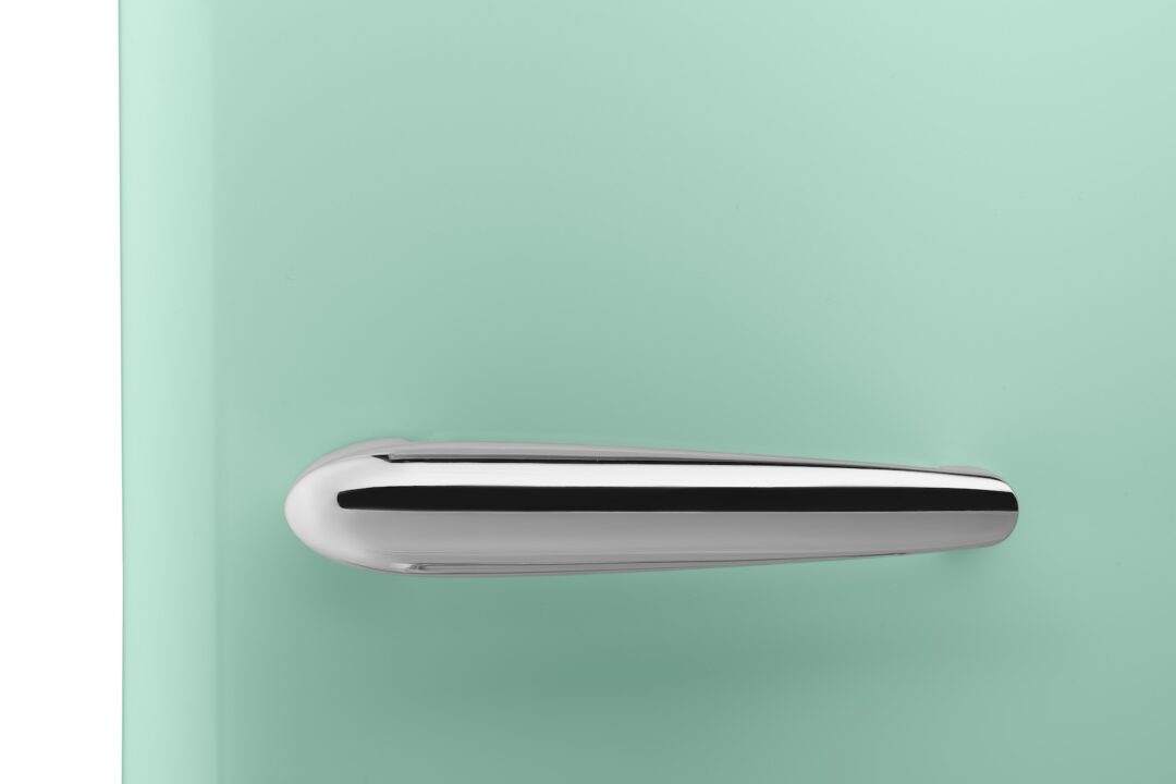 Iio Retro RR2 (iRR2-2412) refrigerator