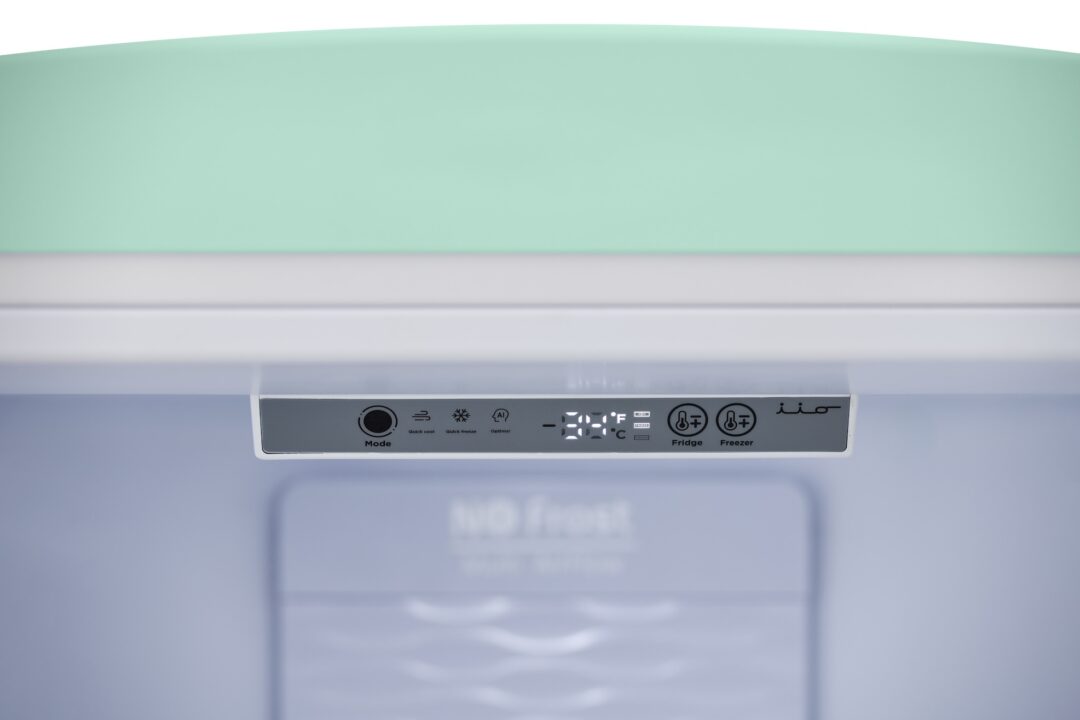 Iio Retro RR2 (iRR2-2412) refrigerator