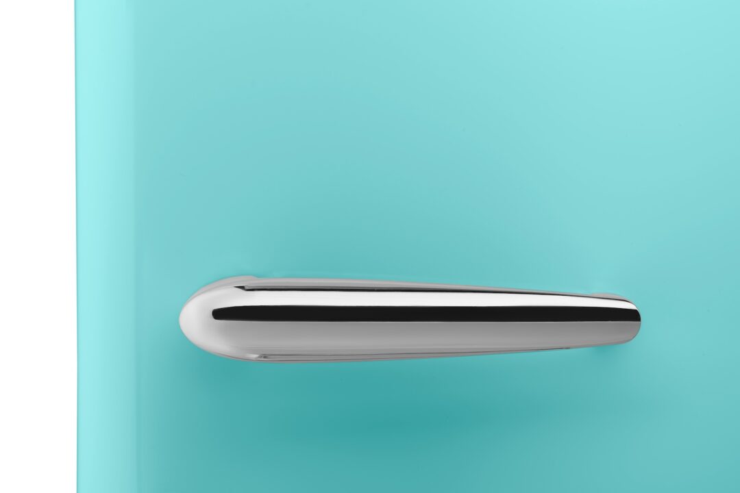 Iio Retro RR2 (iRR2-2412) refrigerator