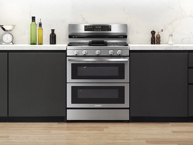 6.0 cu. ft. Smart Freestanding Gas Range with Flex Duo™ & Air Fry in Black Stainless Steel