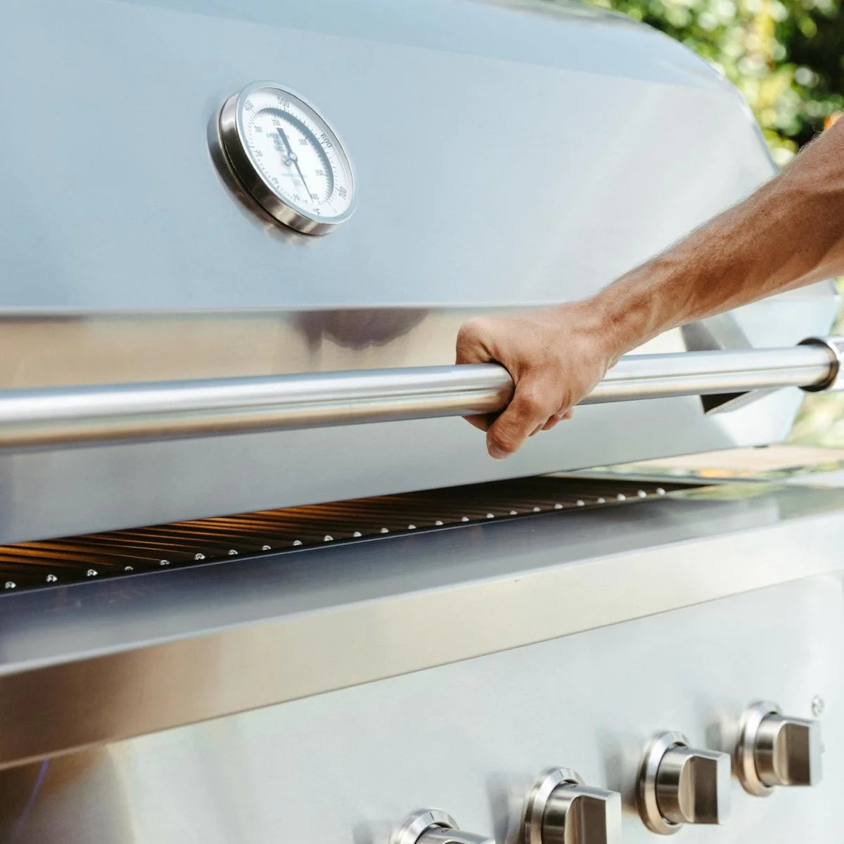 AMG Encore 54-Inch Built-In Hybrid Grill