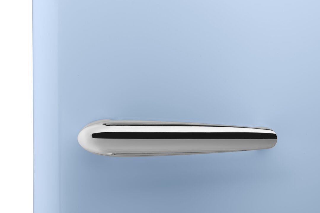 Iio Retro RR2 (iRR2-2412) refrigerator