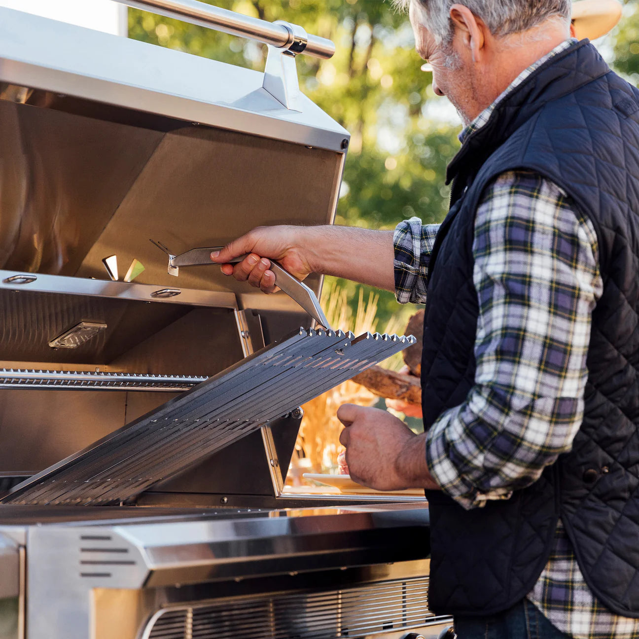 American Made Grills - Muscle - 54" - Natural Gas - Hybrid - Includes: Grill Cover, Drop-In Sear Burner, Rotisserie, Griddle Plate, Starter Kit, Care Kit