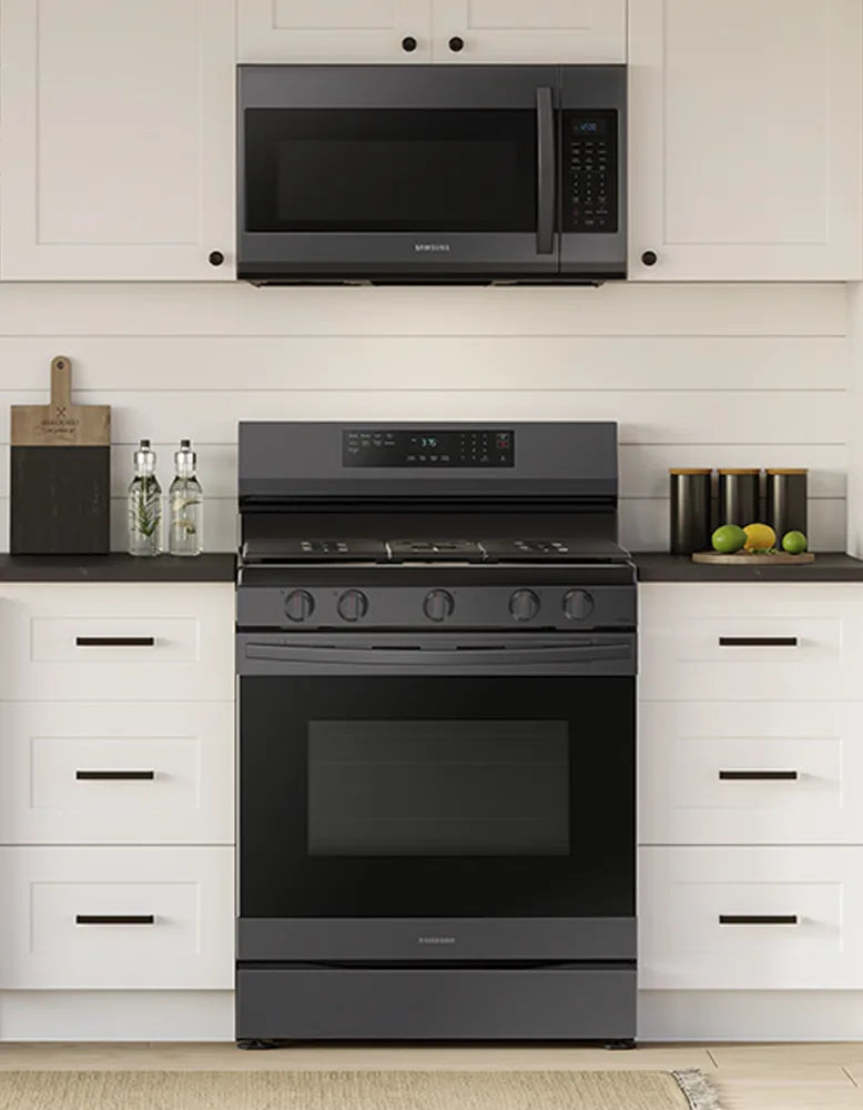 6.0 cu. ft. Smart Freestanding Gas Range with No-Preheat Air Fry & Convection in Black Stainless Steel