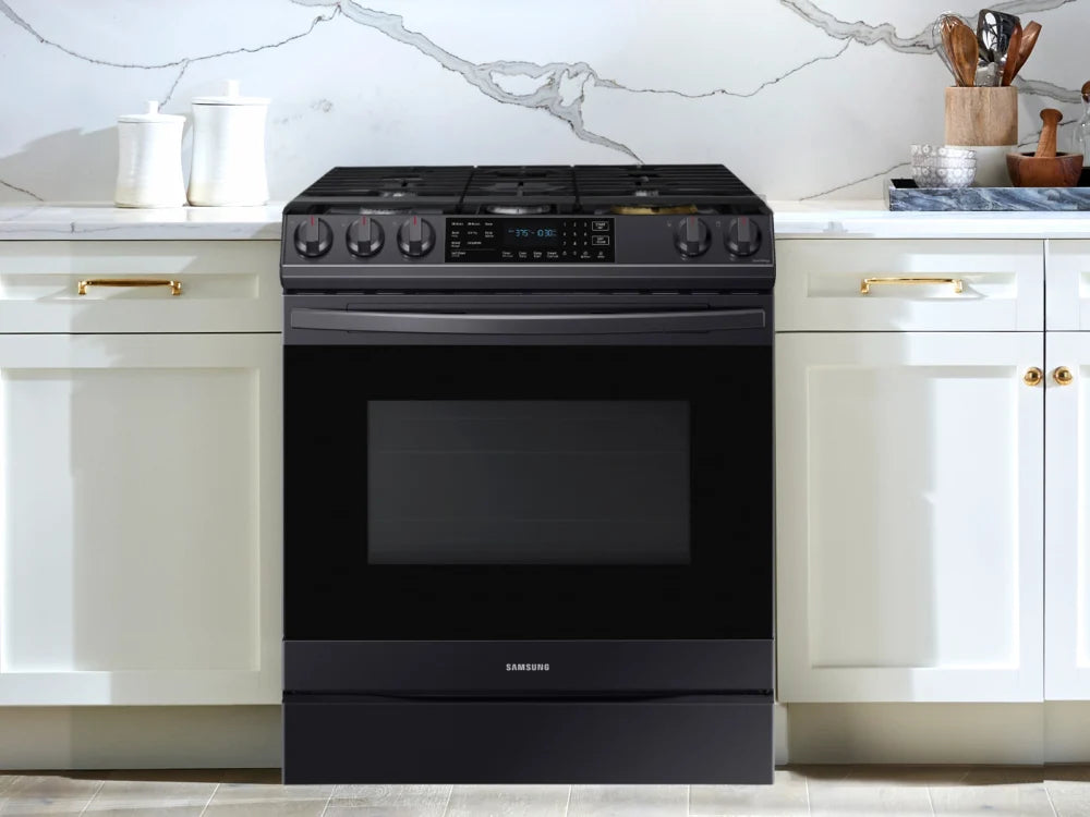 Bespoke 6.0 cu. ft. Smart Front Control Slide-In Gas Range with Air Fry & Wi-Fi in White Glass