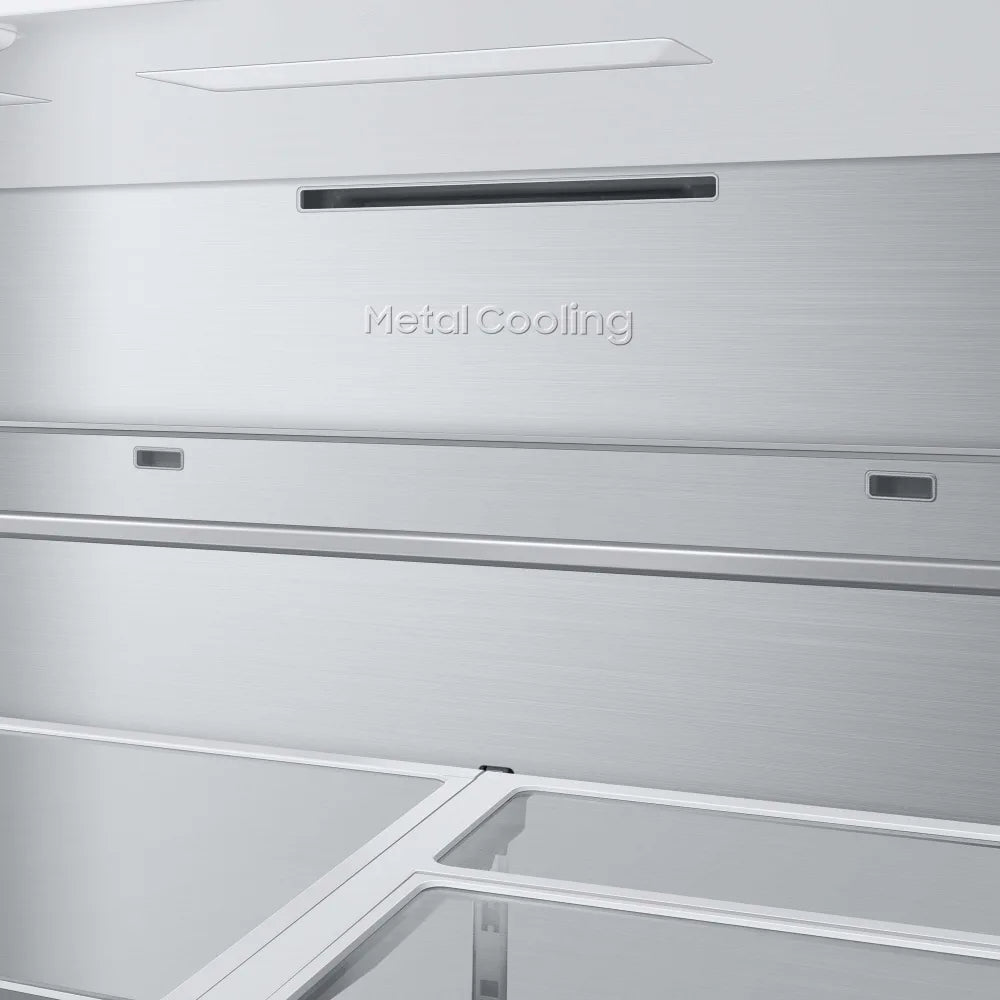 Bespoke 4-Door French Door Refrigerator (23 cu. ft.) with Beverage Center™ in Stainless Steel