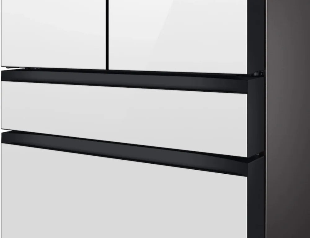 Bespoke Counter Depth 4-Door French Door Refrigerator (23 cu. ft.) with Family Hub™ in White Glass