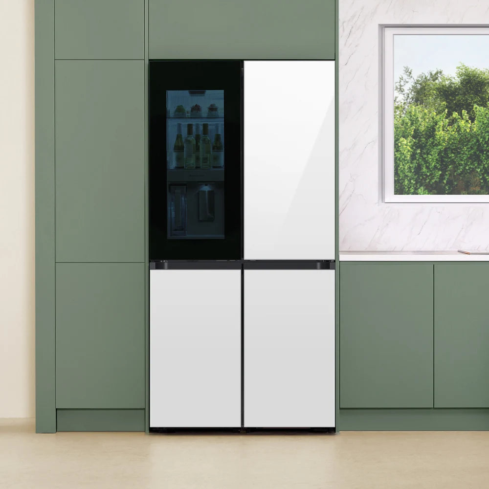 Bespoke Counter Depth 4-Door Flex™ Refrigerator (23 cu. ft.) with Beverage Zone™ and Auto Open Door in White Glass