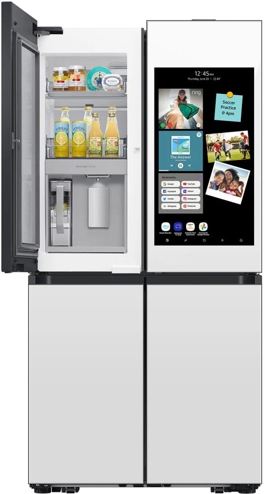 Bespoke Counter Depth 4-Door Flex™ Refrigerator (23 cu. ft.) with AI Family Hub™+ and AI Vision Inside™ in White Glass