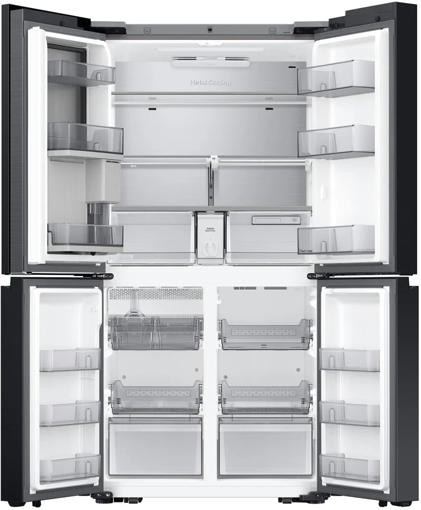 Bespoke Counter Depth 4-Door Flex™ Refrigerator (23 cu. ft.) with AI Family Hub™+ and AI Vision Inside™ in White Glass