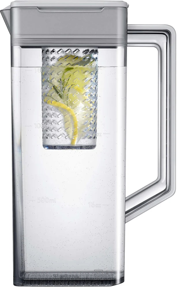 Bespoke 4-Door French Door Refrigerator (29 cu. ft.) with Beverage Center™ in White Glass