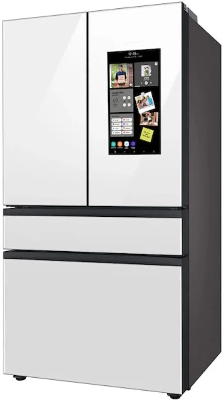 Bespoke 4-Door French Door Refrigerator (29 cu. ft.) with Family Hub™ in White Glass
