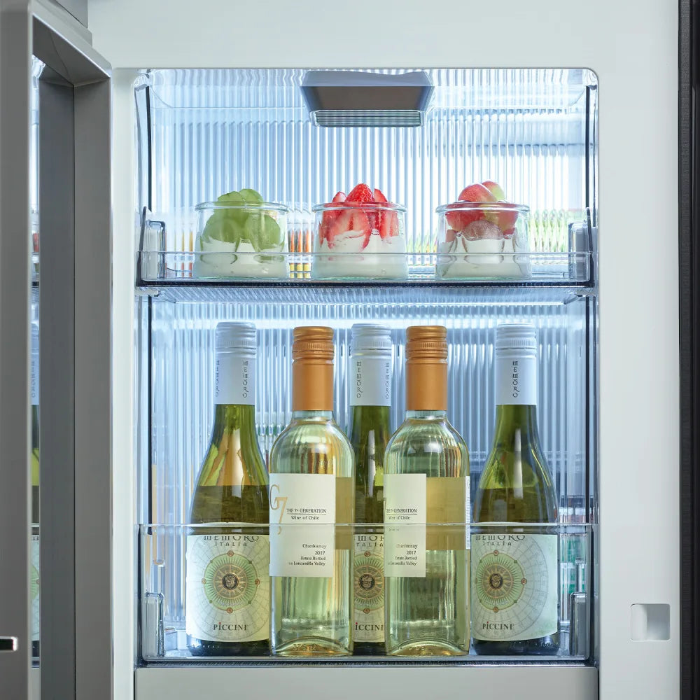 Bespoke 4-Door Flex™ Refrigerator (29 cu. ft.) with Beverage Zone™ and Auto Open Door in Stainless Steel