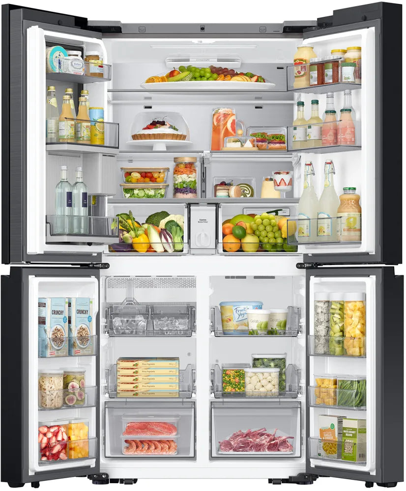 Bespoke 4-Door Flex™ Refrigerator (29 cu. ft.) with AI Family Hub™+ and AI Vision Inside™ in Stainless Steel