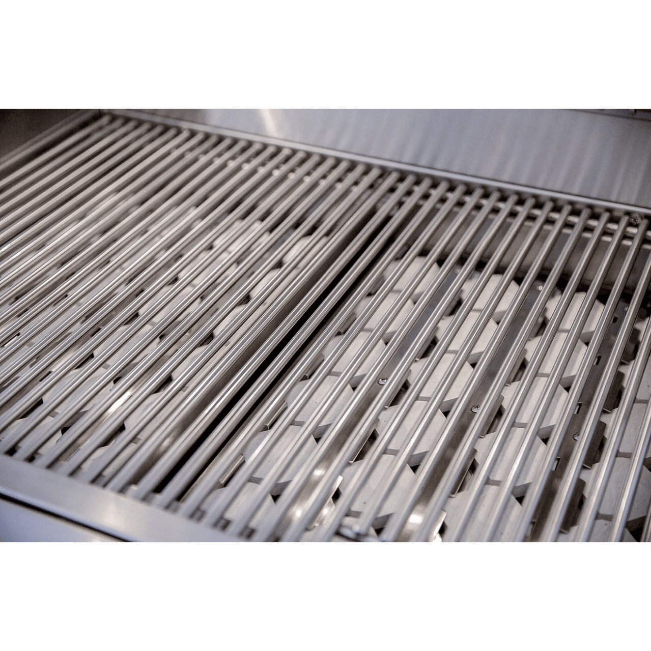 Summerset Alturi Grill U-Tube Series 42