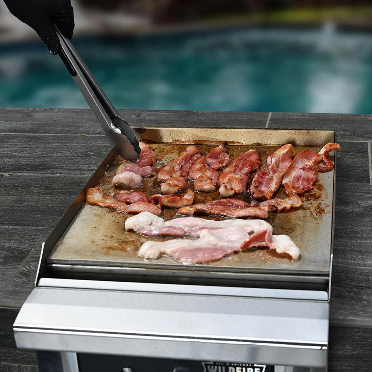 Wildfire Outdoor Living  |  SKU: WF-SDGRD-RH-NG Wildfire Ranch PRO 15-Inch Gas Side Griddle - WF-SDGRD-RH